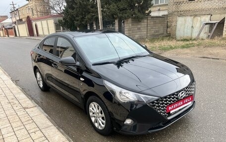 Hyundai Solaris II рестайлинг, 2021 год, 1 275 000 рублей, 3 фотография