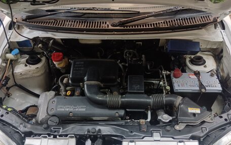 Suzuki Swift II, 2001 год, 449 789 рублей, 16 фотография