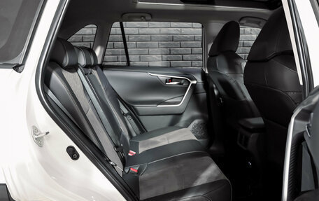 Toyota RAV4, 2025 год, 4 550 000 рублей, 17 фотография