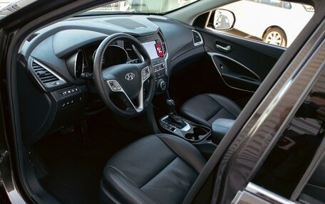 Hyundai Santa Fe III рестайлинг, 2018 год, 1 255 000 рублей, 13 фотография