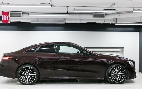 Mercedes-Benz E-Класс, 2018 год, 3 600 000 рублей, 2 фотография