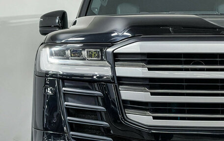 Toyota Land Cruiser, 2022 год, 9 397 000 рублей, 29 фотография