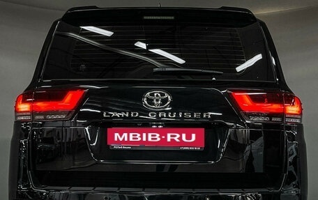 Toyota Land Cruiser, 2022 год, 9 397 000 рублей, 28 фотография