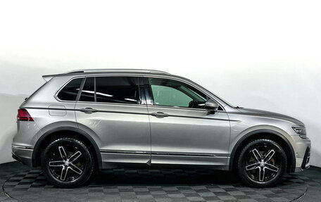 Volkswagen Tiguan II, 2019 год, 2 950 000 рублей, 4 фотография