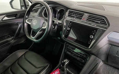 Volkswagen Tiguan II, 2021 год, 3 497 000 рублей, 9 фотография