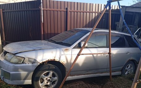 Nissan Wingroad III, 2000 год, 50 000 рублей, 2 фотография