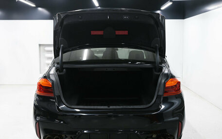 BMW 5 серия, 2019 год, 2 650 000 рублей, 14 фотография