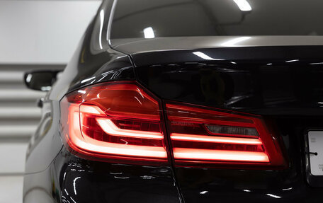 BMW 5 серия, 2019 год, 2 650 000 рублей, 10 фотография