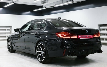 BMW 5 серия, 2019 год, 2 650 000 рублей, 11 фотография