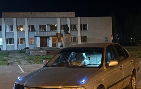 Nissan Sunny B15, 2001 год, 170 000 рублей, 1 фотография