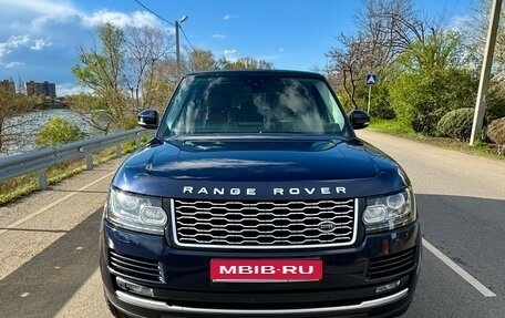 Land Rover Range Rover IV рестайлинг, 2017 год, 3 900 000 рублей, 1 фотография