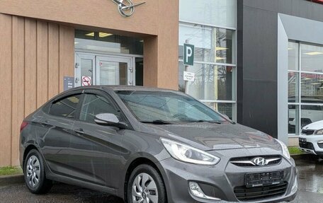 Hyundai Solaris II рестайлинг, 2013 год, 690 000 рублей, 1 фотография