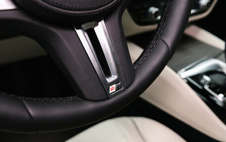 BMW 5 серия, 2019 год, 2 650 000 рублей, 27 фотография