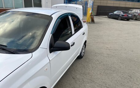 Chevrolet Aveo III, 2011 год, 400 000 рублей, 3 фотография