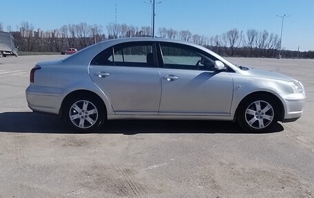 Toyota Avensis III рестайлинг, 2005 год, 750 000 рублей, 4 фотография