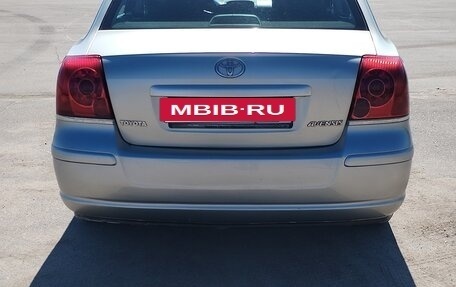 Toyota Avensis III рестайлинг, 2005 год, 750 000 рублей, 6 фотография