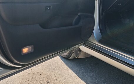 Toyota Avensis III рестайлинг, 2005 год, 750 000 рублей, 11 фотография