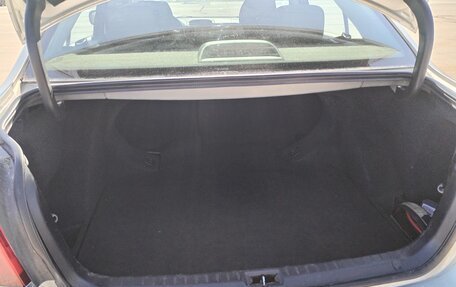 Toyota Avensis III рестайлинг, 2005 год, 750 000 рублей, 16 фотография