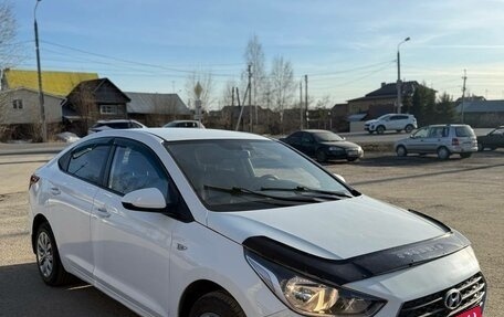 Hyundai Solaris II рестайлинг, 2018 год, 800 000 рублей, 12 фотография