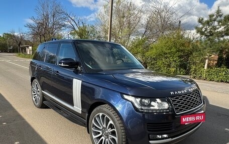 Land Rover Range Rover IV рестайлинг, 2017 год, 3 900 000 рублей, 5 фотография