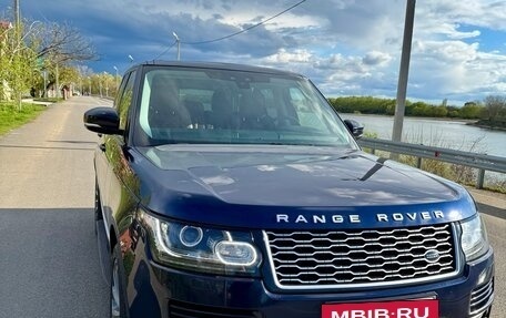 Land Rover Range Rover IV рестайлинг, 2017 год, 3 900 000 рублей, 4 фотография