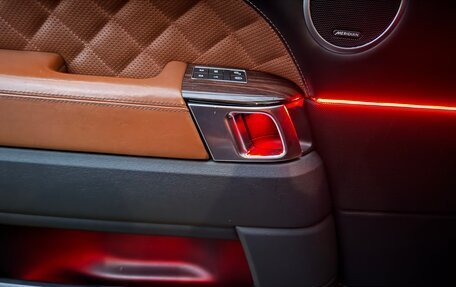 Land Rover Range Rover IV рестайлинг, 2017 год, 3 900 000 рублей, 15 фотография