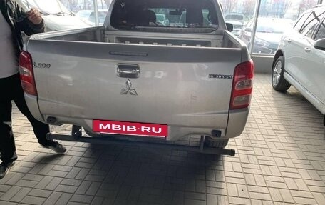 Mitsubishi L200 IV рестайлинг, 2015 год, 1 059 300 рублей, 2 фотография
