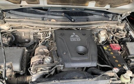 Mitsubishi L200 IV рестайлинг, 2015 год, 1 059 300 рублей, 12 фотография