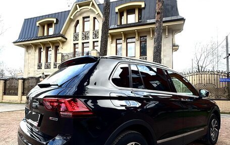 Volkswagen Tiguan II, 2019 год, 2 800 000 рублей, 14 фотография