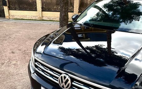 Volkswagen Tiguan II, 2019 год, 2 800 000 рублей, 7 фотография