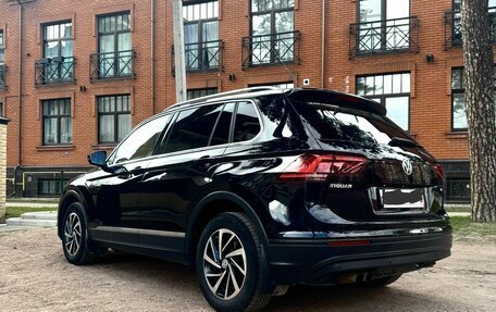 Volkswagen Tiguan II, 2019 год, 2 800 000 рублей, 16 фотография