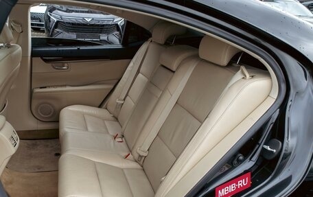 Lexus ES VII, 2015 год, 1 495 000 рублей, 26 фотография