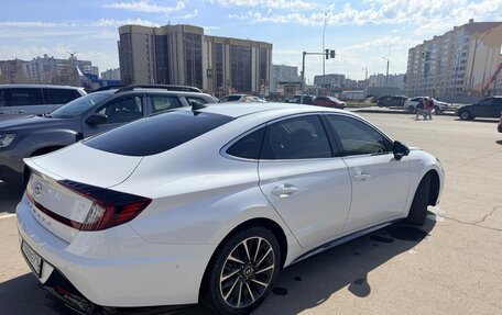 Hyundai Sonata VIII, 2020 год, 2 550 000 рублей, 2 фотография