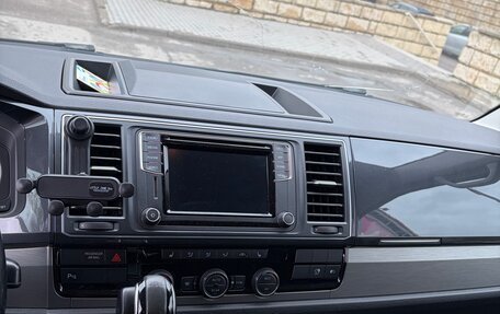 Volkswagen Caravelle T6 рестайлинг, 2019 год, 3 200 000 рублей, 14 фотография