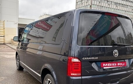 Volkswagen Caravelle T6 рестайлинг, 2019 год, 3 200 000 рублей, 6 фотография