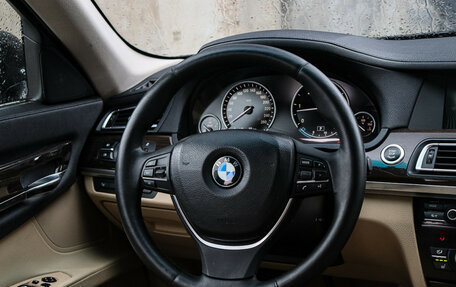 BMW 7 серия, 2011 год, 1 730 000 рублей, 14 фотография