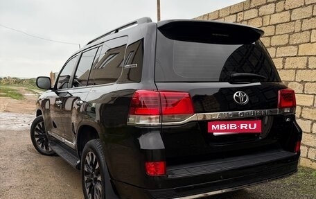 Toyota Land Cruiser 200, 2016 год, 4 450 000 рублей, 6 фотография