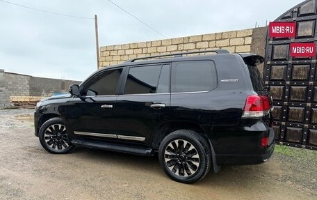 Toyota Land Cruiser 200, 2016 год, 4 450 000 рублей, 5 фотография