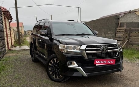 Toyota Land Cruiser 200, 2016 год, 4 450 000 рублей, 10 фотография