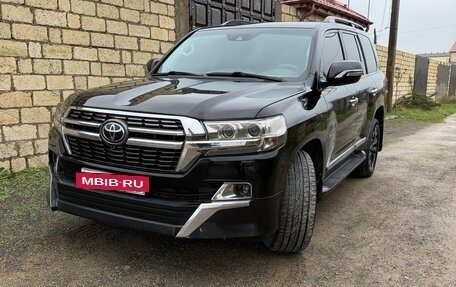 Toyota Land Cruiser 200, 2016 год, 4 450 000 рублей, 12 фотография