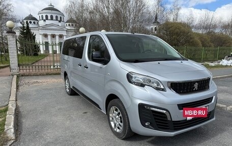 Peugeot Traveller I, 2021 год, 3 300 000 рублей, 2 фотография