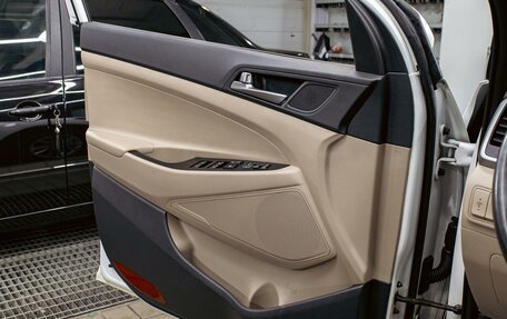 Hyundai Tucson III, 2018 год, 1 495 000 рублей, 12 фотография