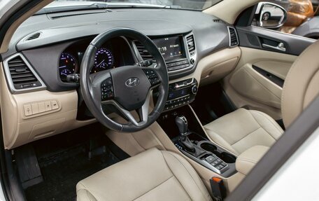 Hyundai Tucson III, 2018 год, 1 495 000 рублей, 13 фотография