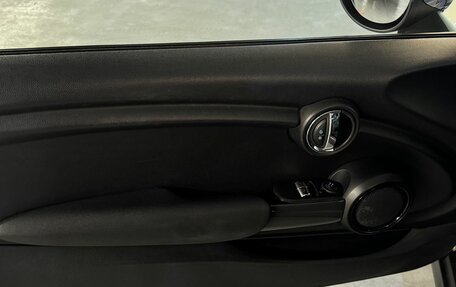 MINI Hatch, 2016 год, 1 400 000 рублей, 11 фотография