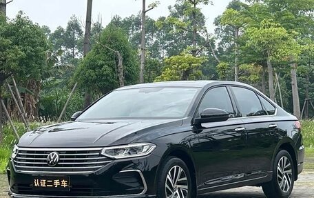Volkswagen Lavida, 2023 год, 1 900 000 рублей, 1 фотография