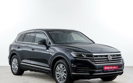 Volkswagen Touareg III, 2019 год, 4 296 900 рублей, 1 фотография