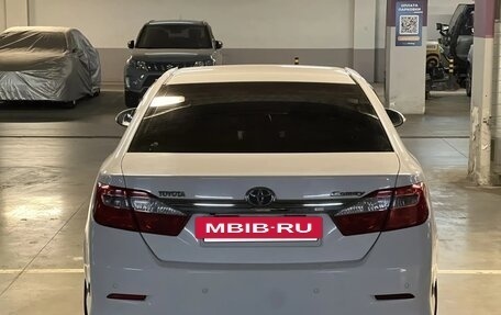 Toyota Camry, 2012 год, 1 820 000 рублей, 6 фотография