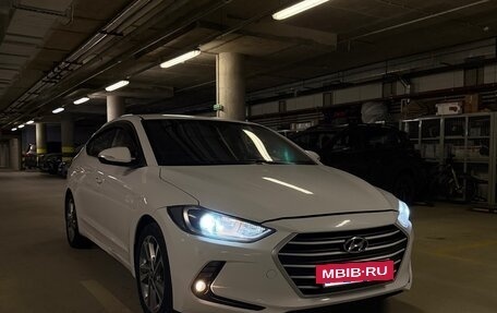 Hyundai Avante, 2018 год, 1 200 000 рублей, 3 фотография