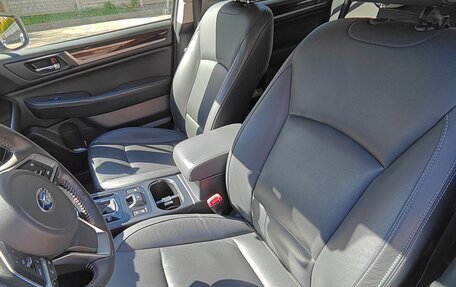 Subaru Outback IV рестайлинг, 2018 год, 3 500 000 рублей, 5 фотография