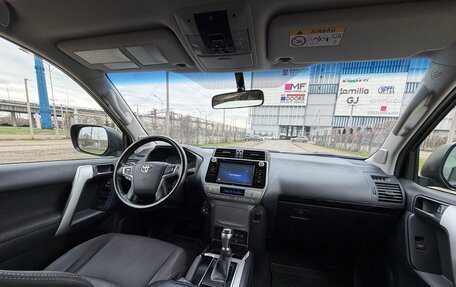 Toyota Land Cruiser Prado 150 рестайлинг 2, 2018 год, 4 190 000 рублей, 8 фотография